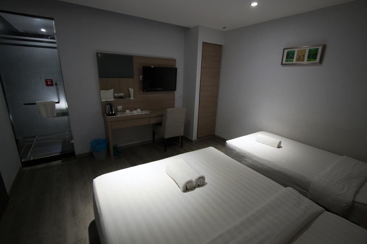 Hotel 99 Pusat Bandar Puchong Exterior foto